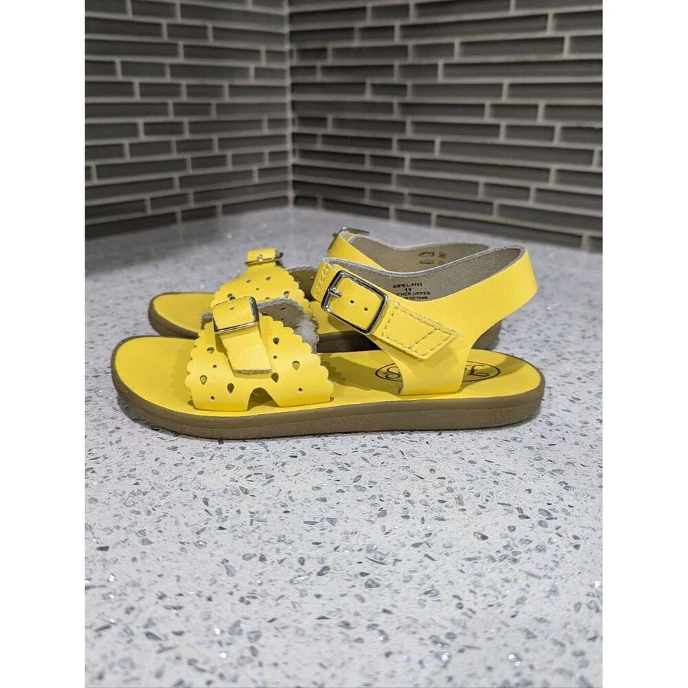 FootMates ariel sandal